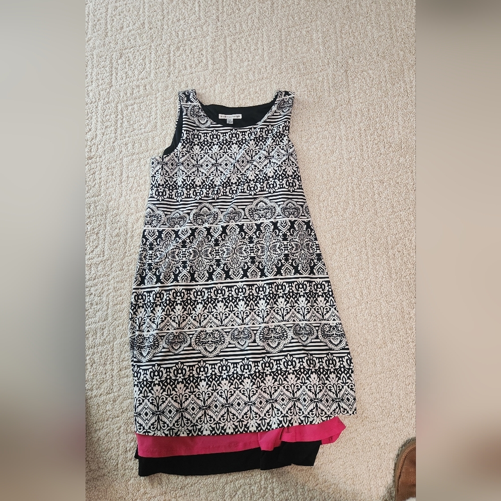 Madison Leigh Black and White Sleeveless Scoop Neck Sundress